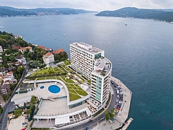 THE GRAND TARABYA�NIN YEN� GENEL M�D�R� U�UR TALAYHAN OLDU